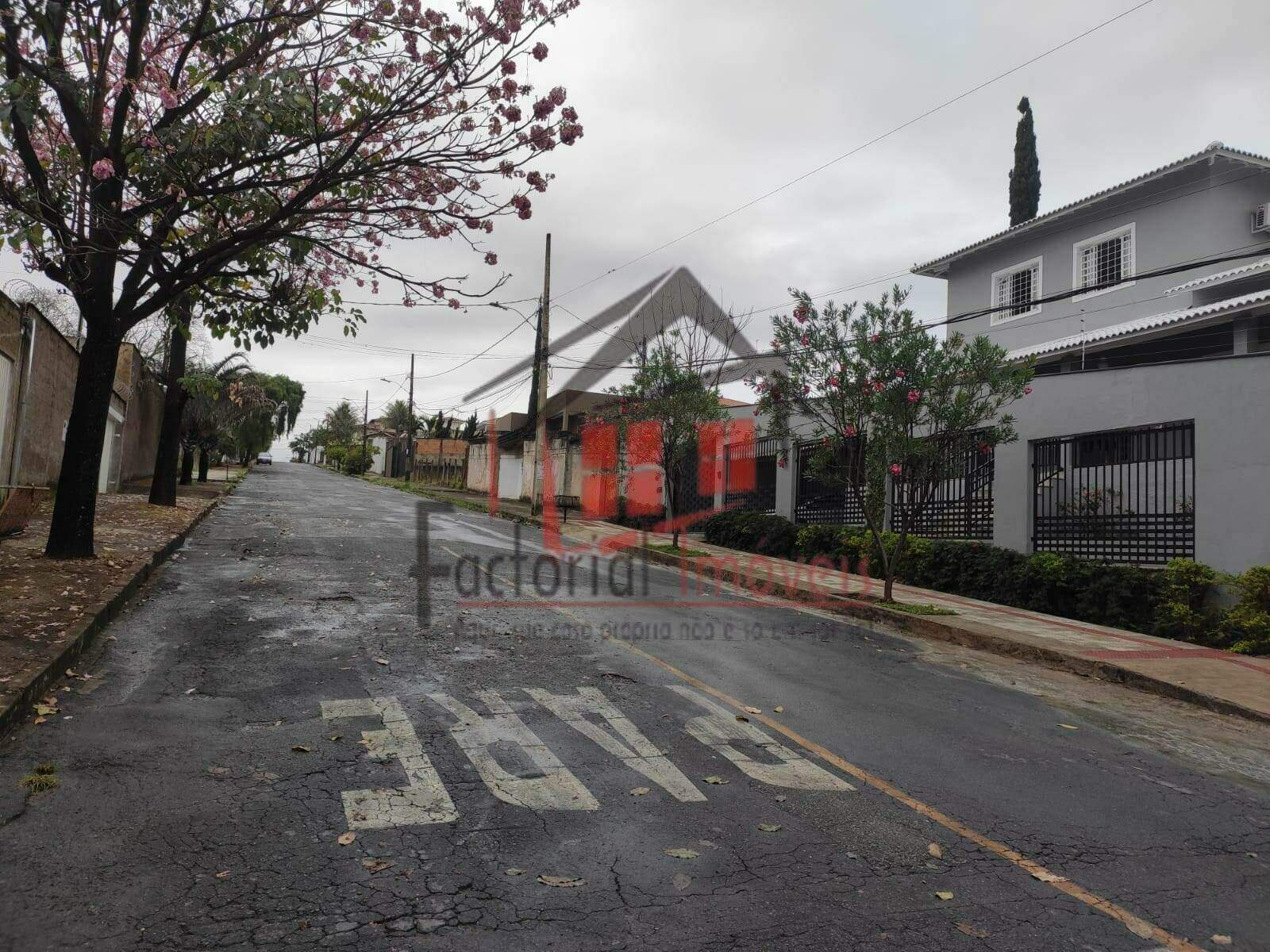 Terreno à venda no Bandeirantes (Pampulha): 