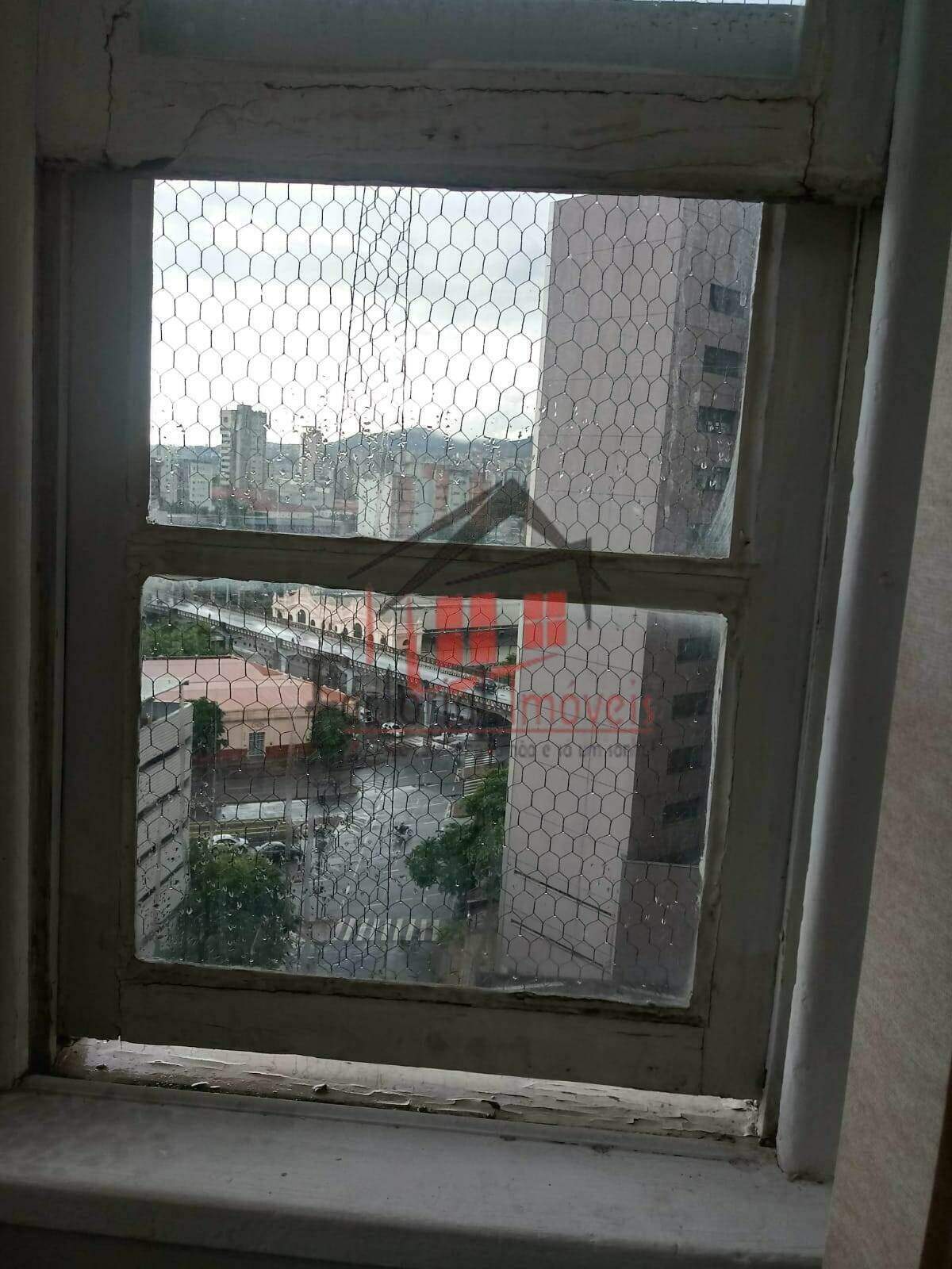 Sala à venda no Centro: 