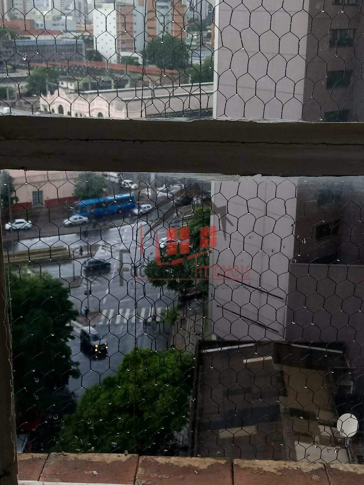 Sala à venda no Centro: 