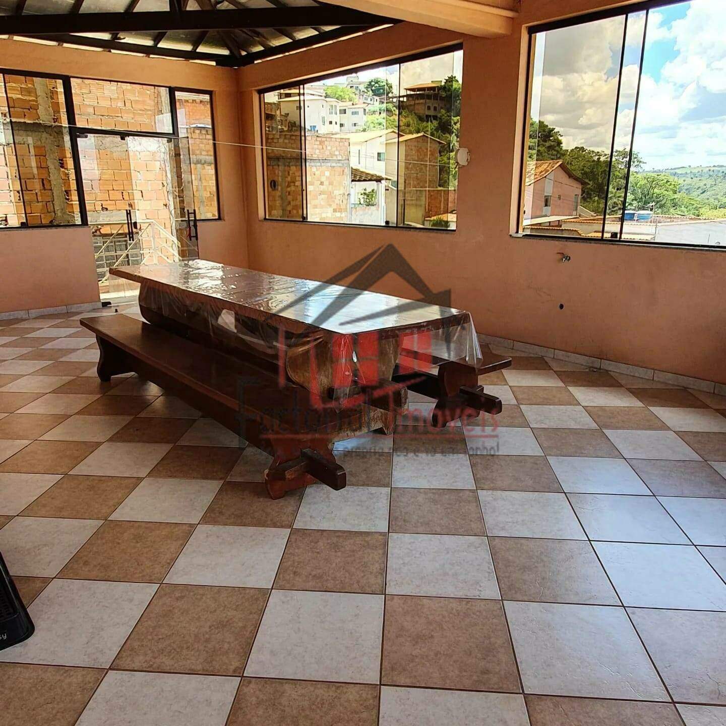 Casa à venda no Belo Vale: 