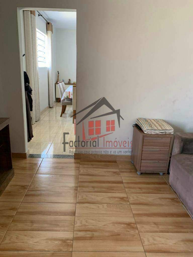 Casa à venda no Novo Glória: 