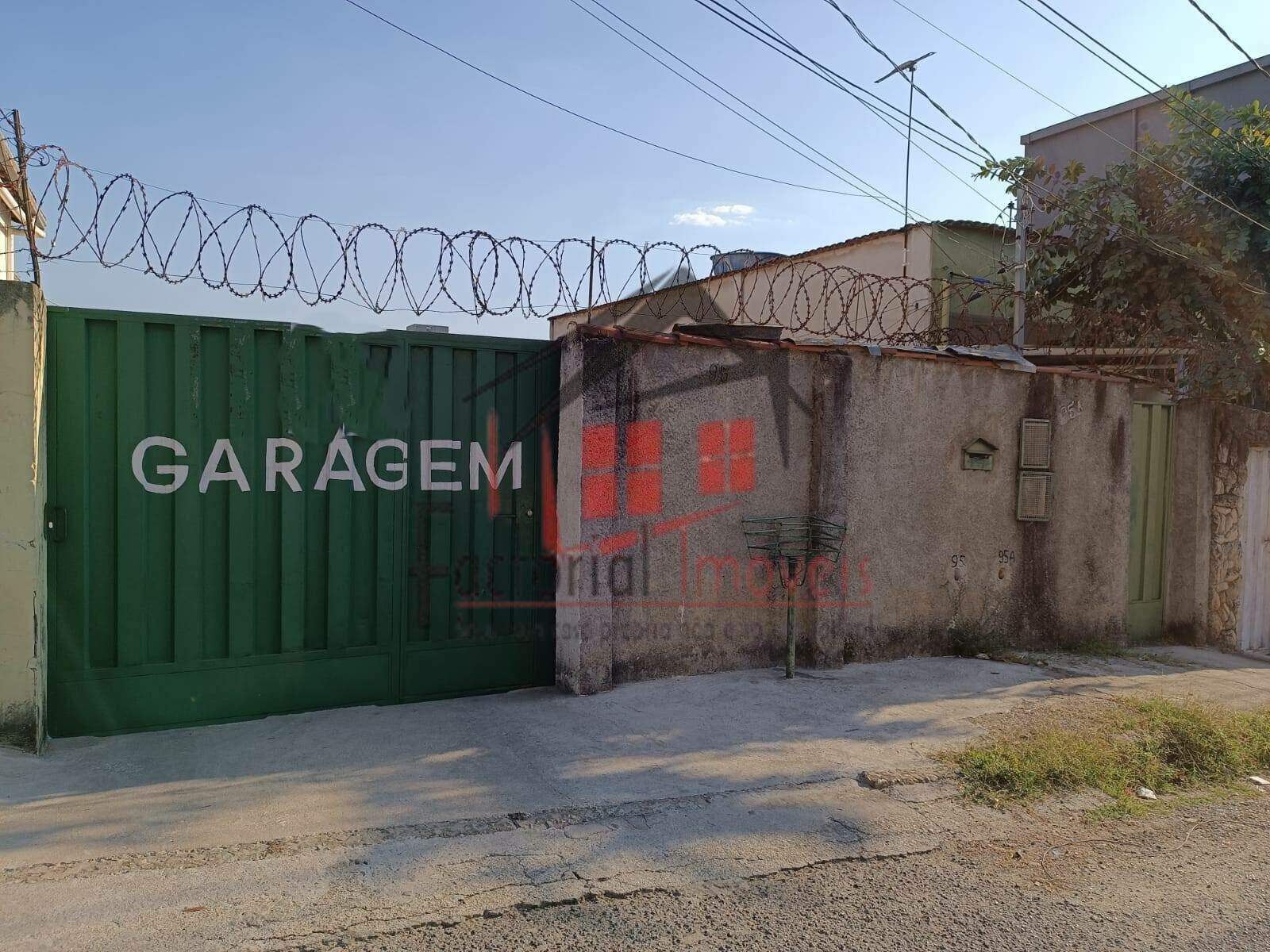 Área à venda no Jardim Pérola: 