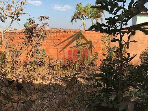 Área à venda no Santa Lúcia: 