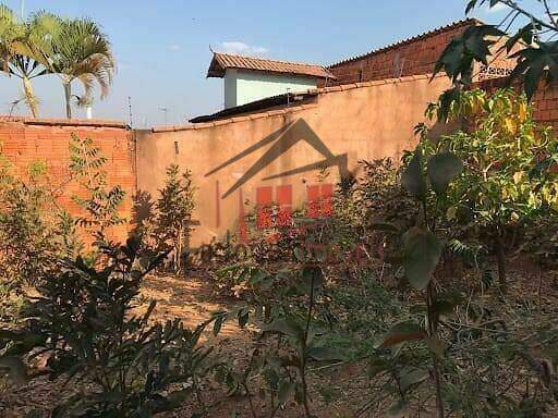 Área à venda no Santa Lúcia: 