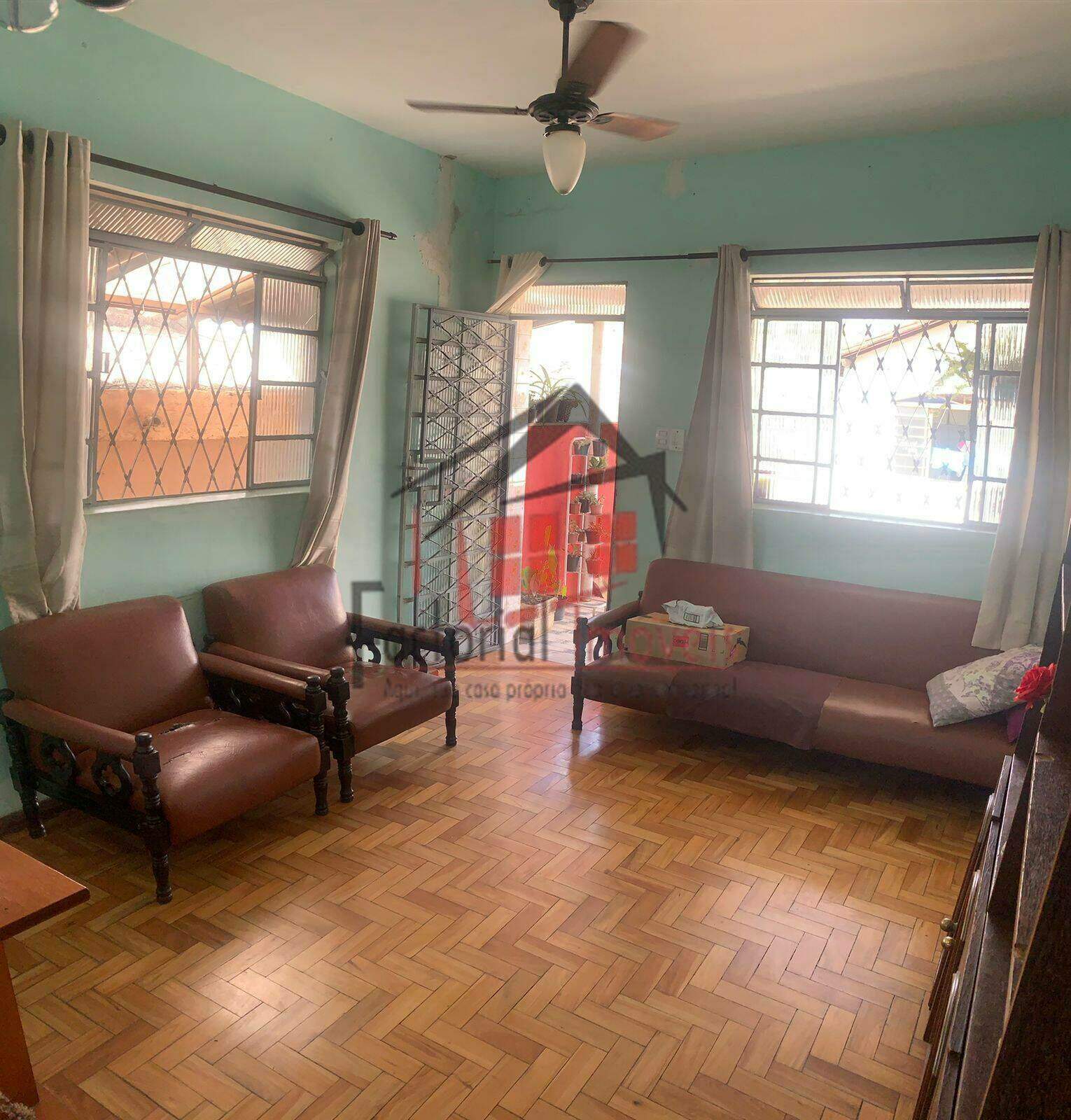 Casa à venda no Alípio de Melo: 