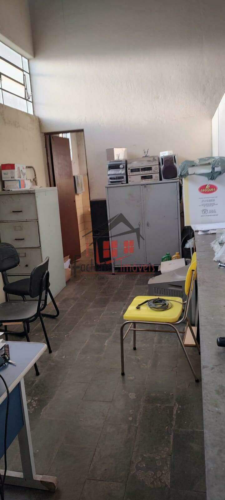 Galpão à venda no Novo Glória: 