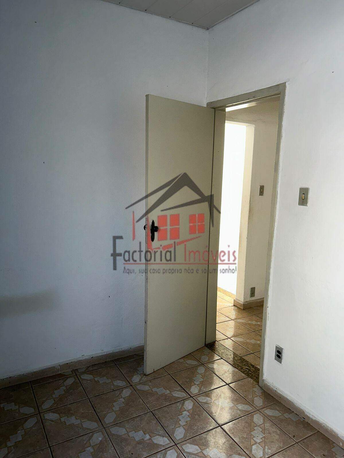 Casa à venda no Caiçara-Adelaide: 