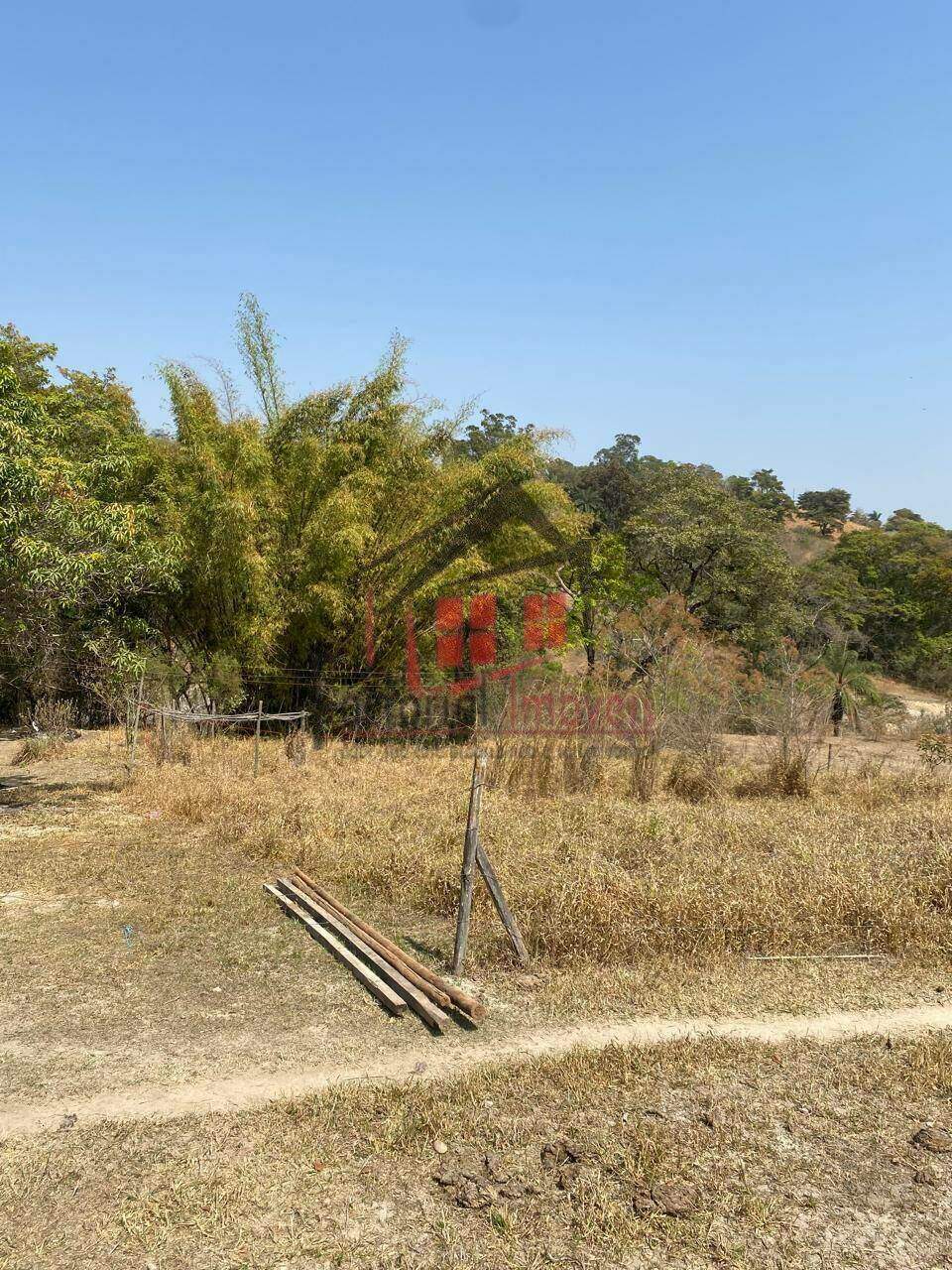 Chácara à venda no Floresta Encantada: 