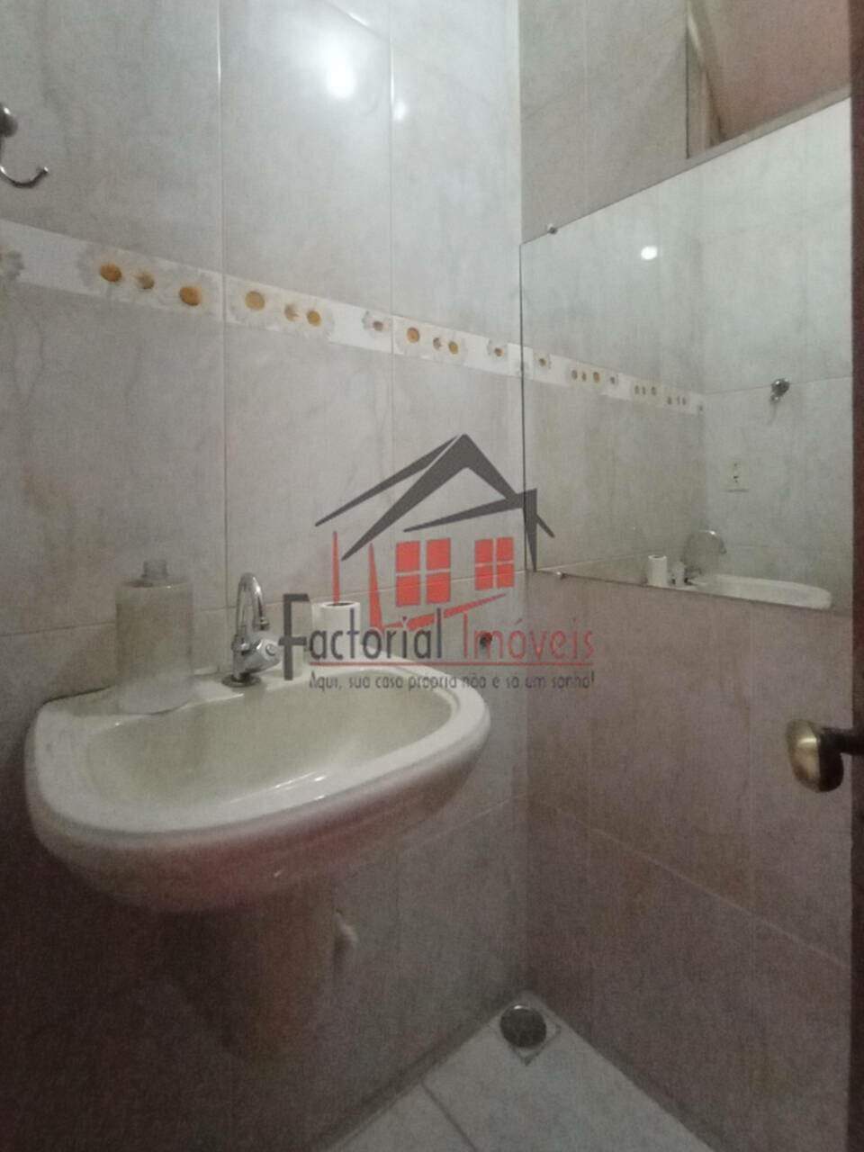 Casa à venda no Parque Recreio: 