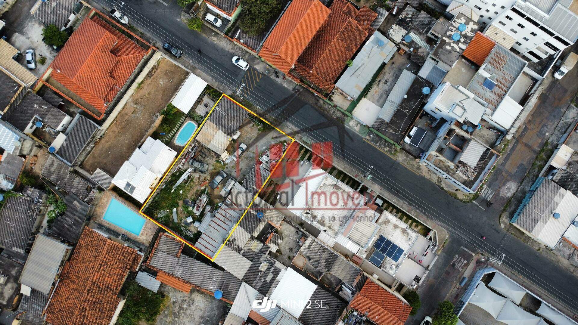 Terreno à venda no Coqueiros: 