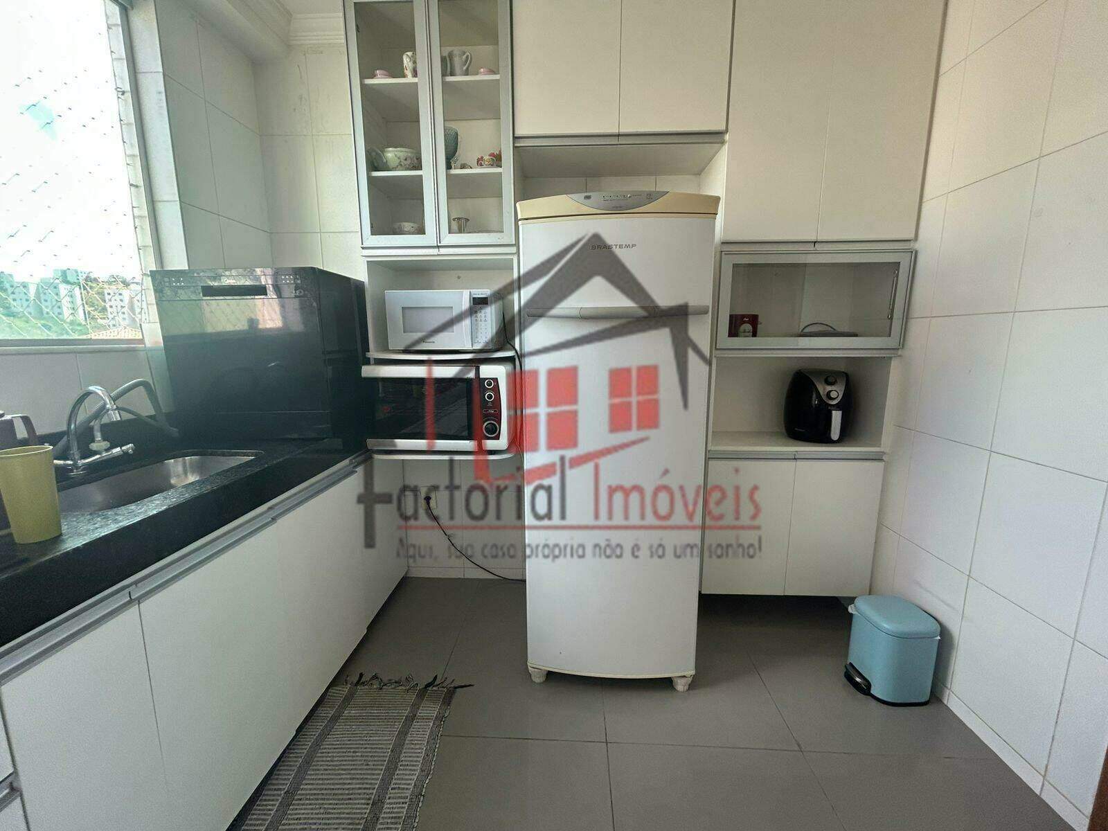 Apartamento à venda no Cabral: 