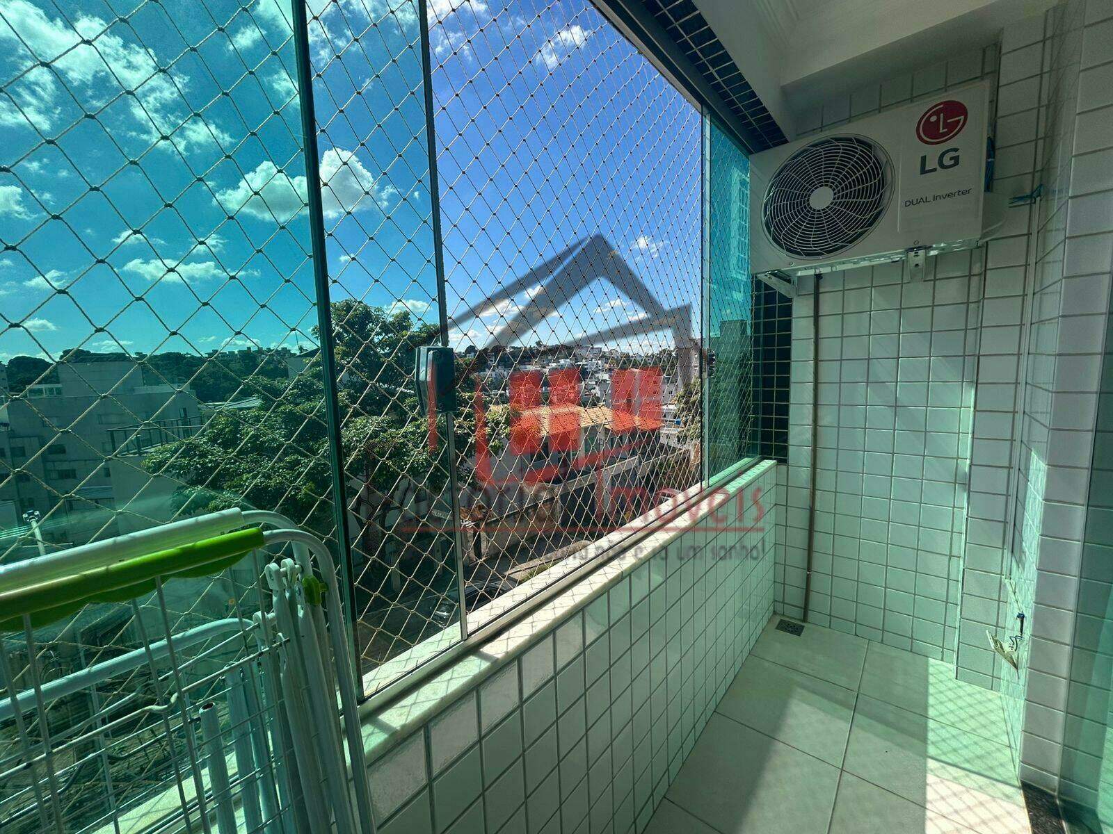 Apartamento à venda no Cabral: 