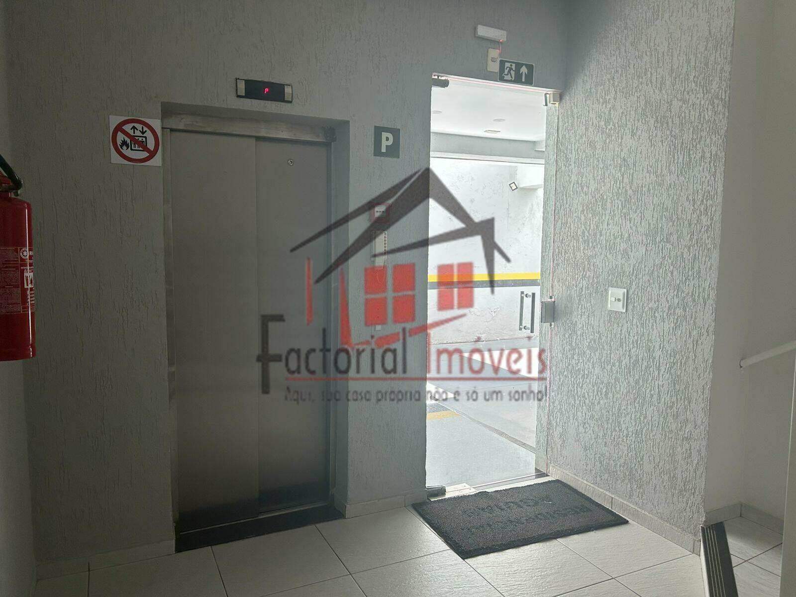 Apartamento à venda no Cabral: 