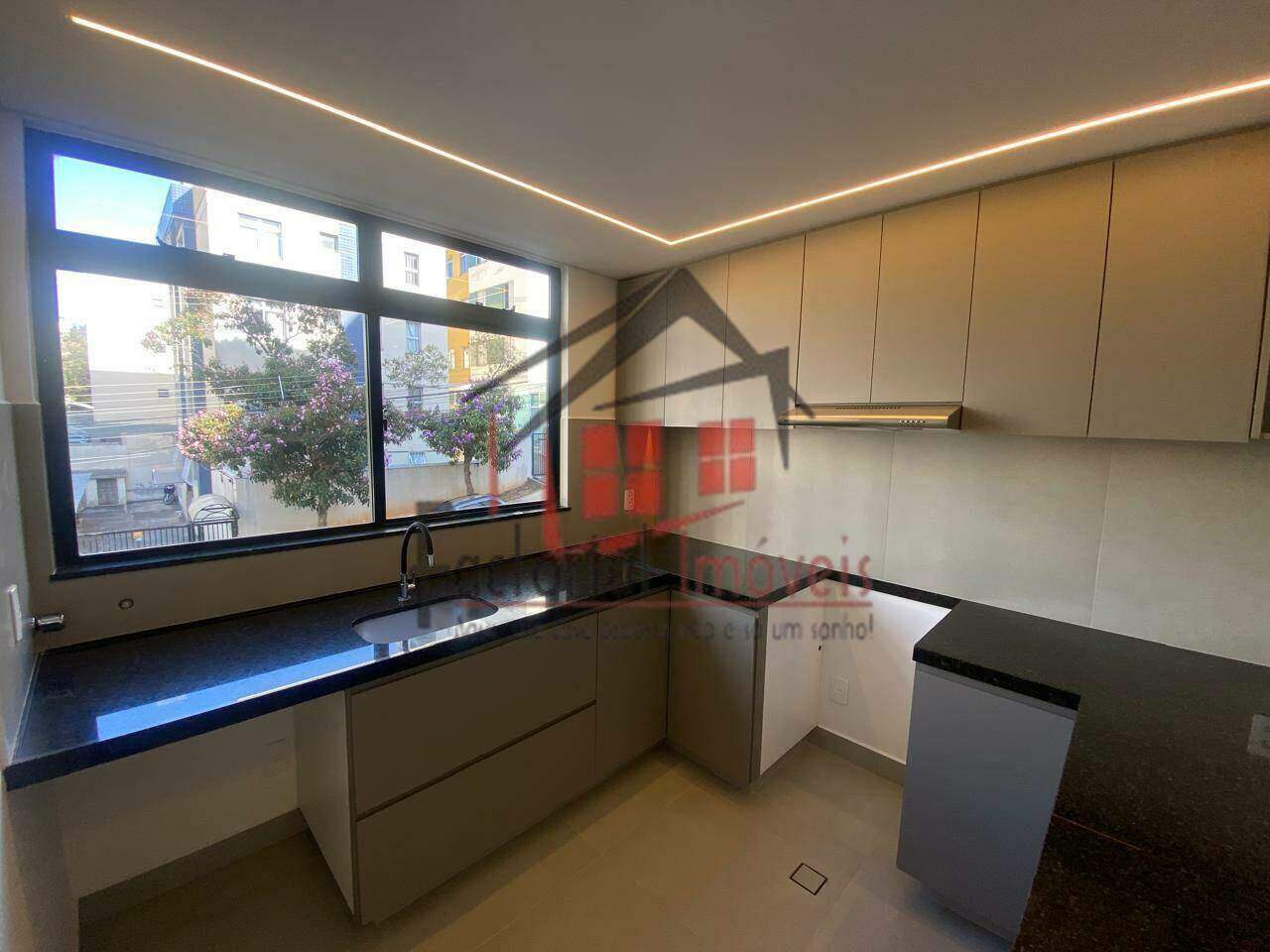 Apartamento à venda no Castelo: 