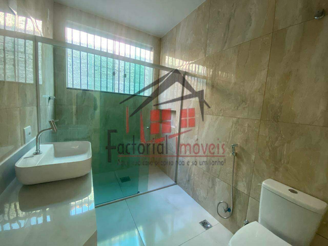 Casa à venda no Serrano: 