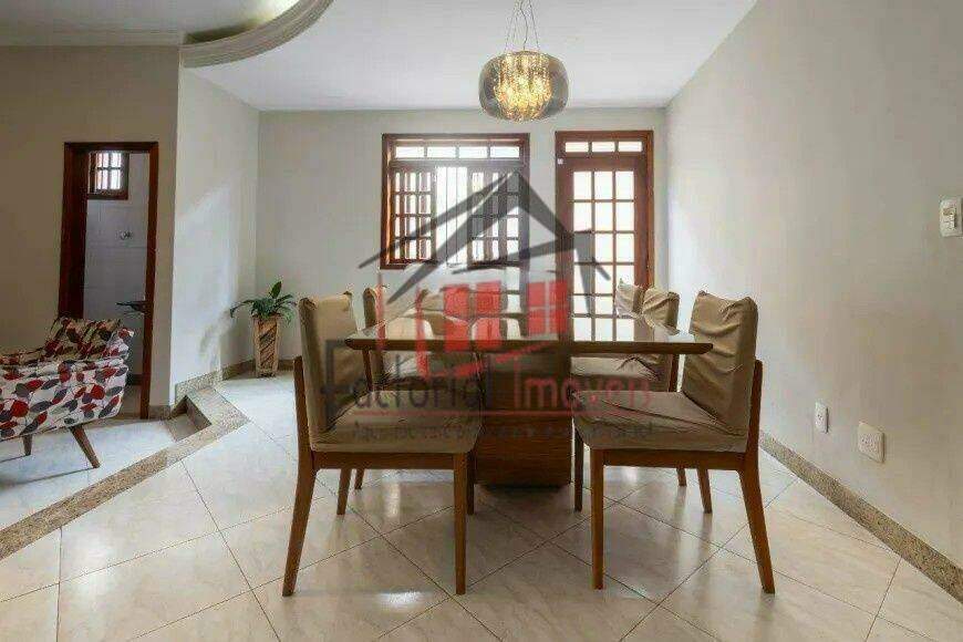 Casa à venda no Castelo: 