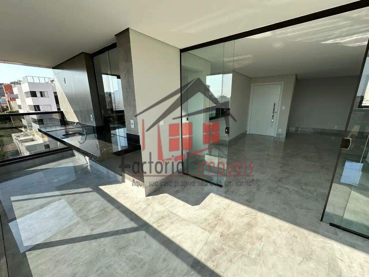 Apartamento à venda no Castelo: 