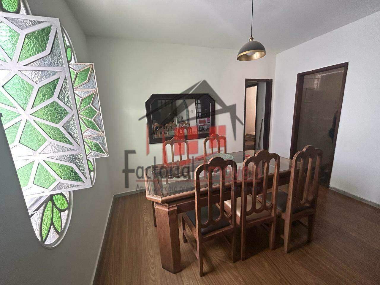 Casa à venda no Alípio de Melo: 