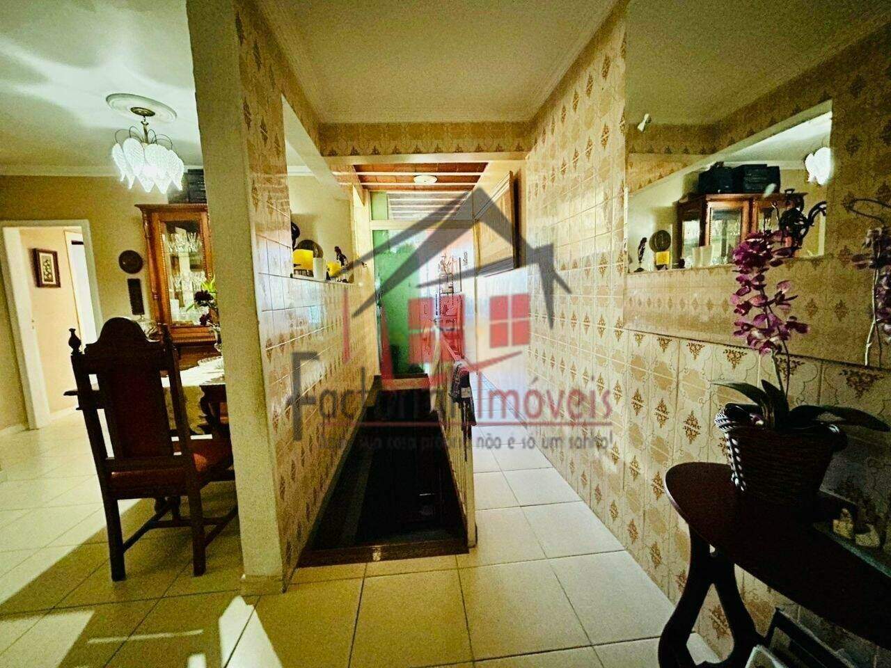 Casa à venda no Alípio de Melo: 