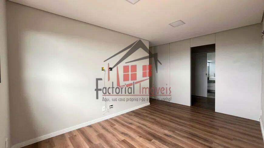 Apartamento à venda no Castelo: 