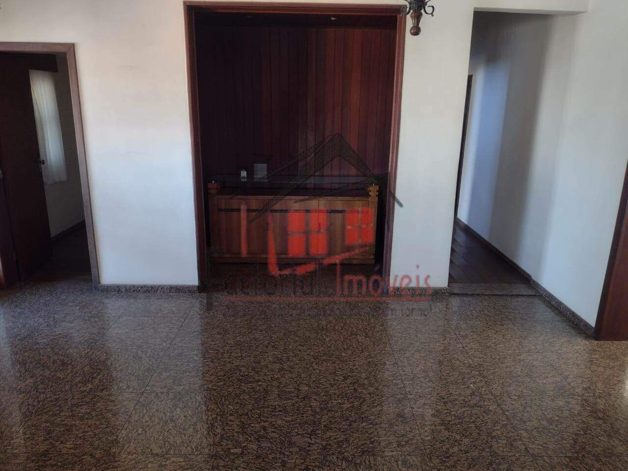 Casa à venda no Serrano: 