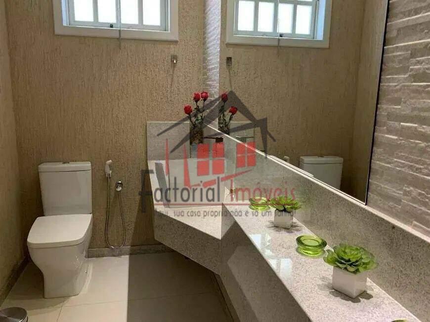 Casa à venda no Serrano: 