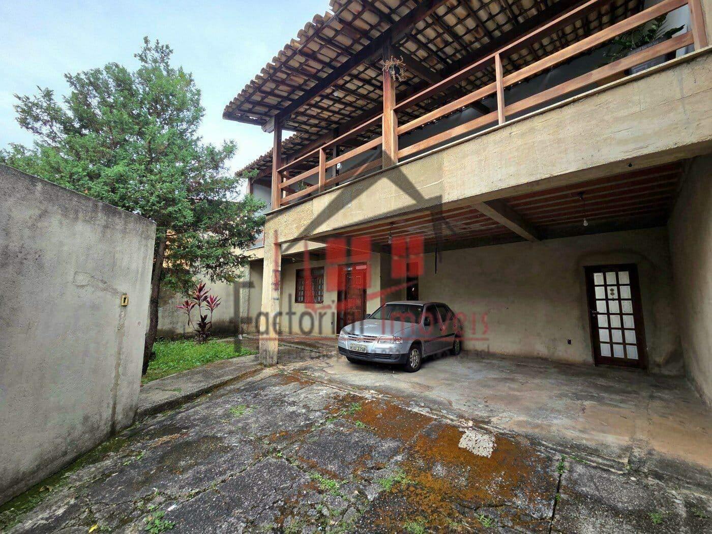 Casa à venda no Serrano: 