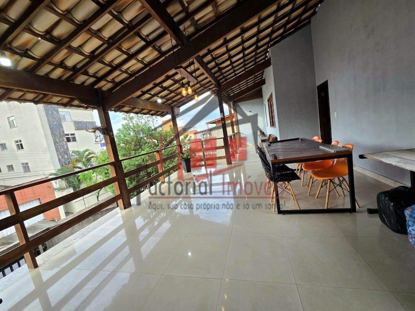 Casa à venda no Serrano: 