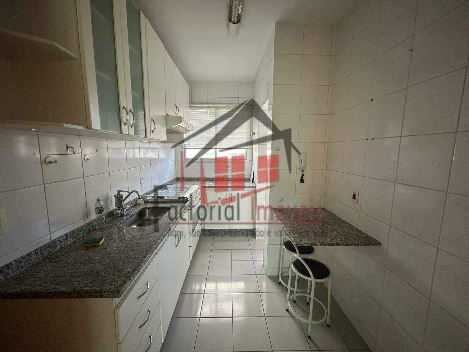 Apartamento à venda no Itapoã: 