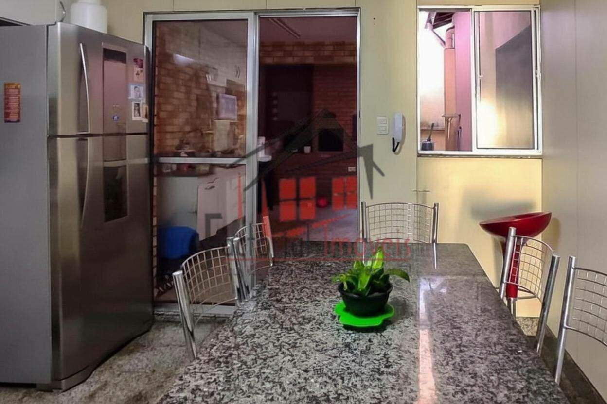 Casa à venda no Alípio de Melo: 