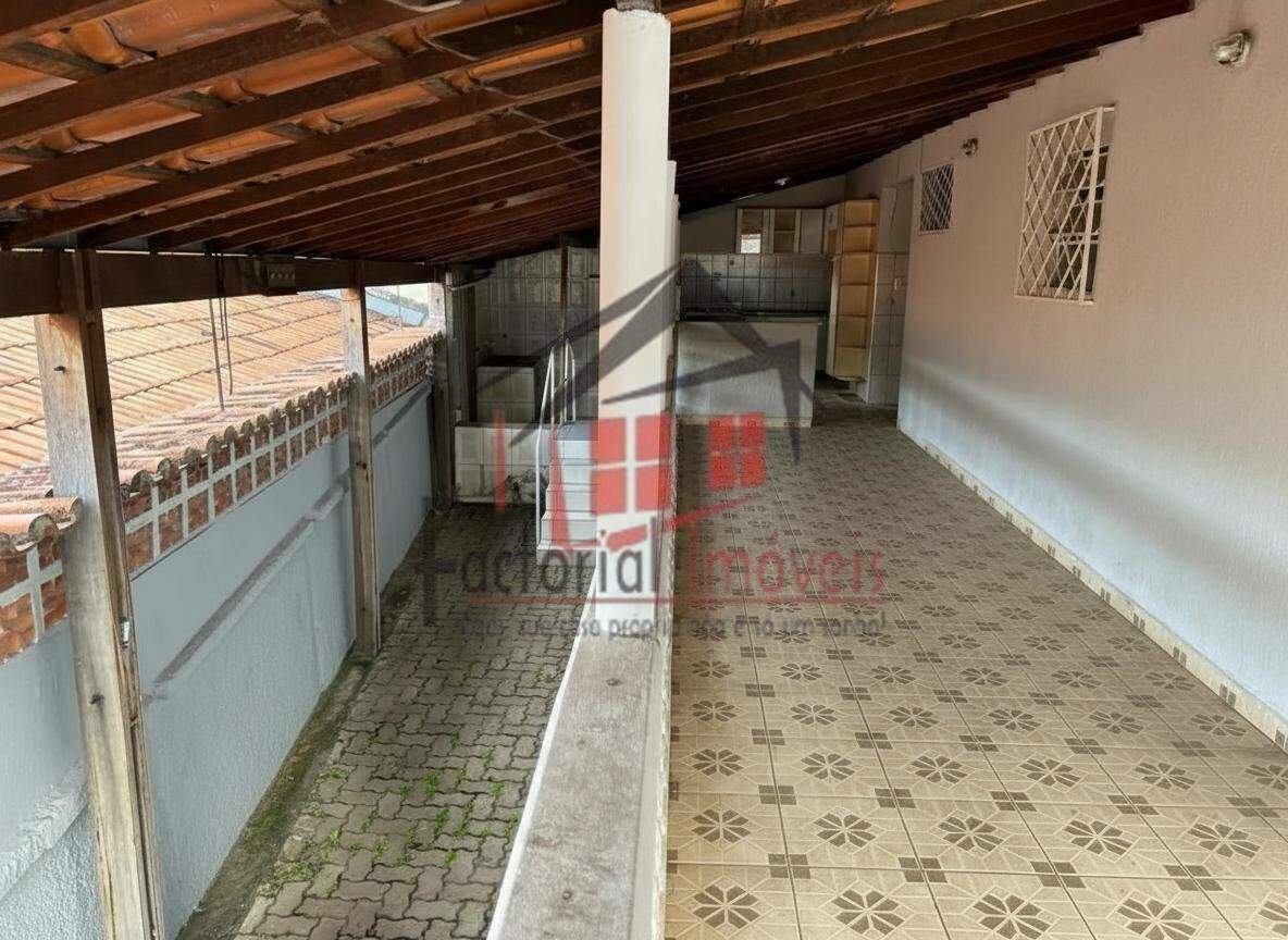 Casa à venda no Alípio de Melo: 