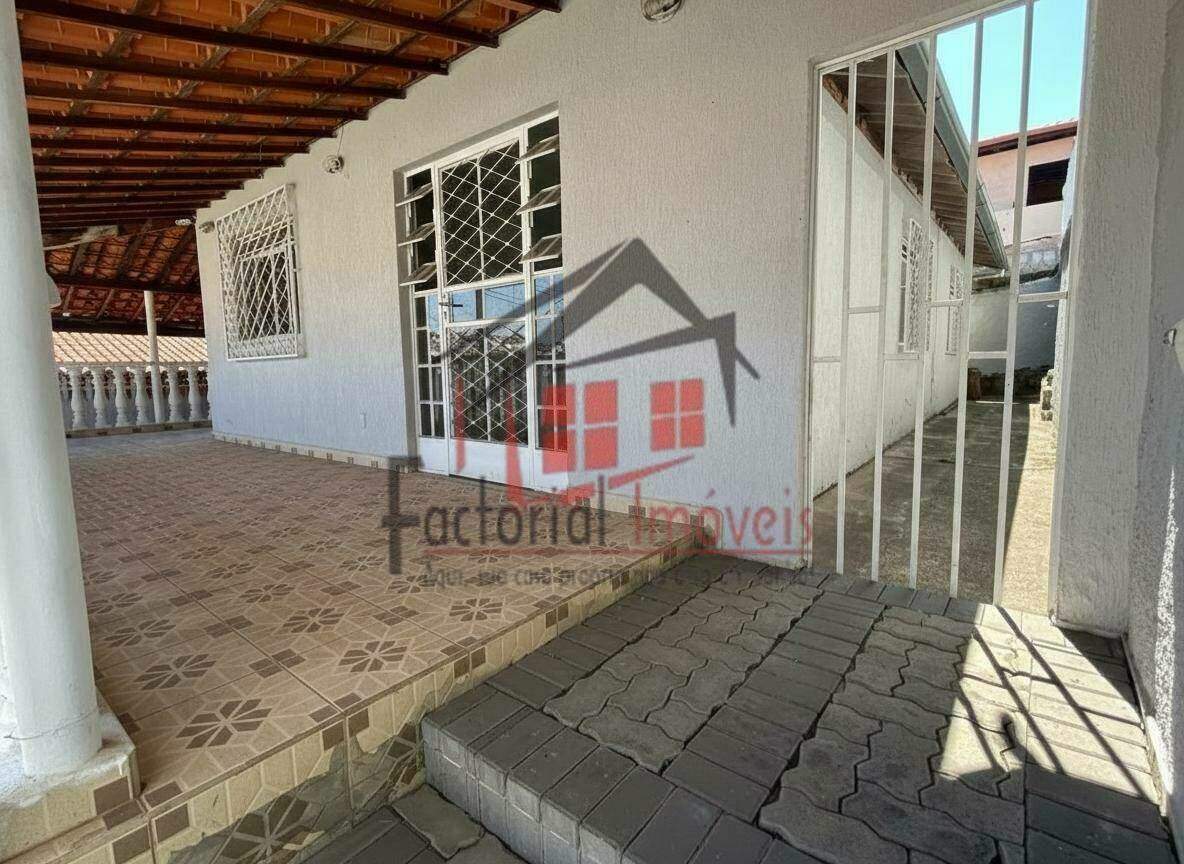 Casa à venda no Alípio de Melo: 