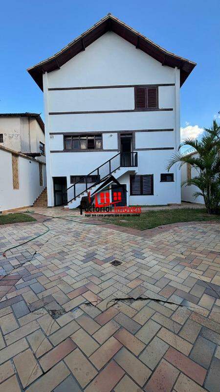 Casa para aluguel no Santa Tereza: 