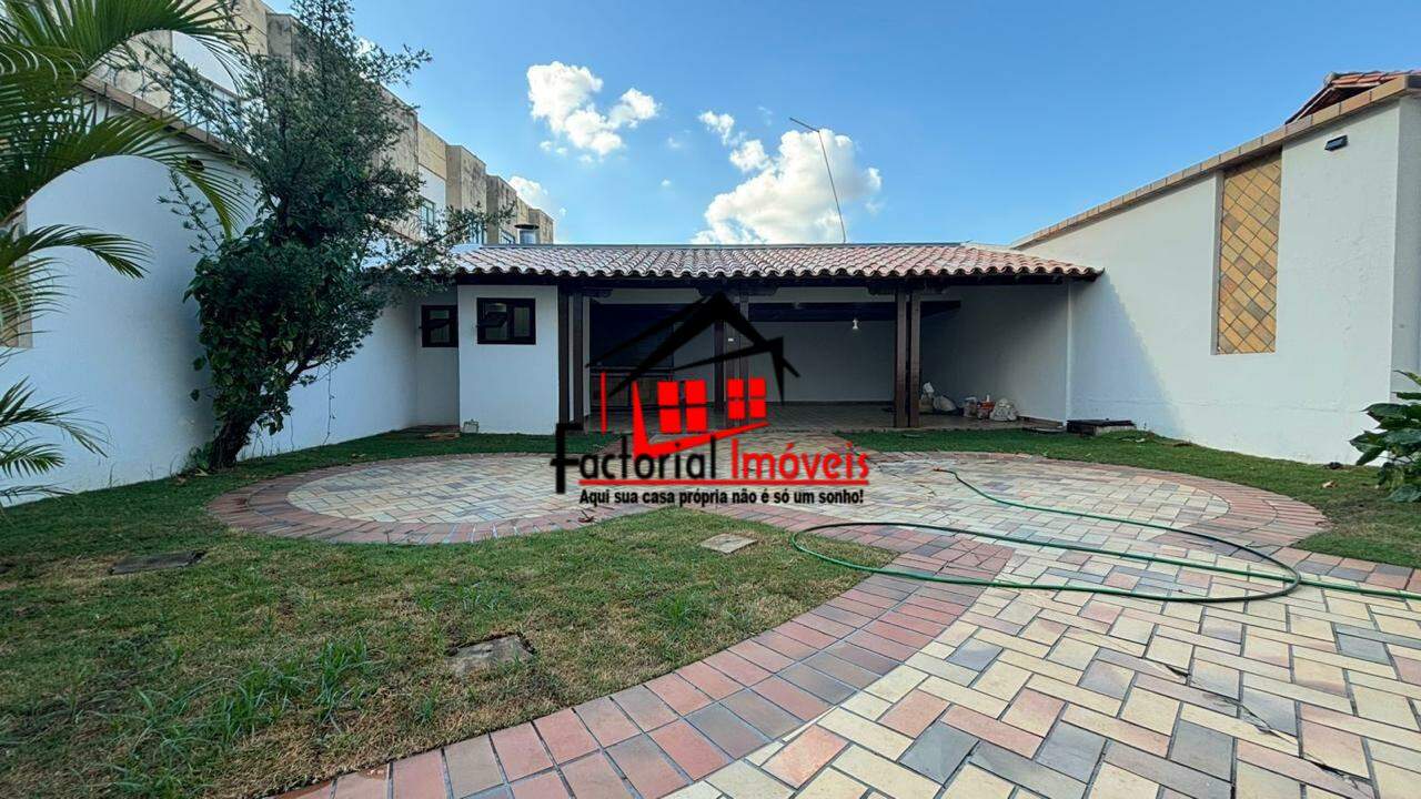 Casa para aluguel no Santa Tereza: 
