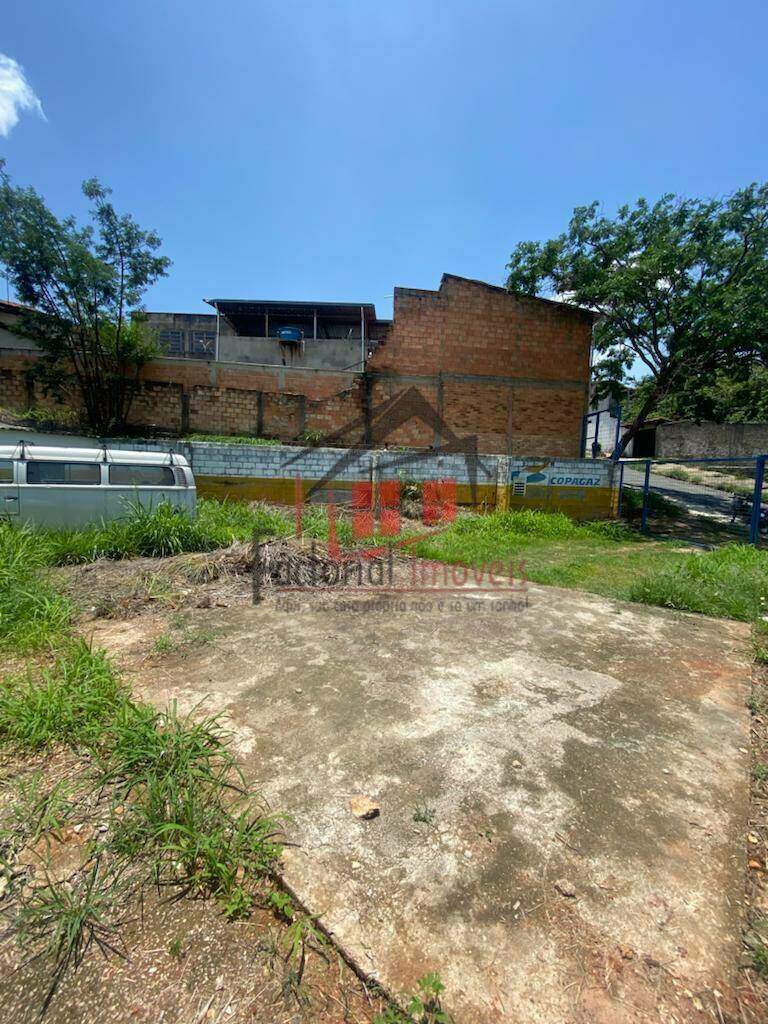 Área para Incorporação para aluguel no Parque Xangri-Lá: 