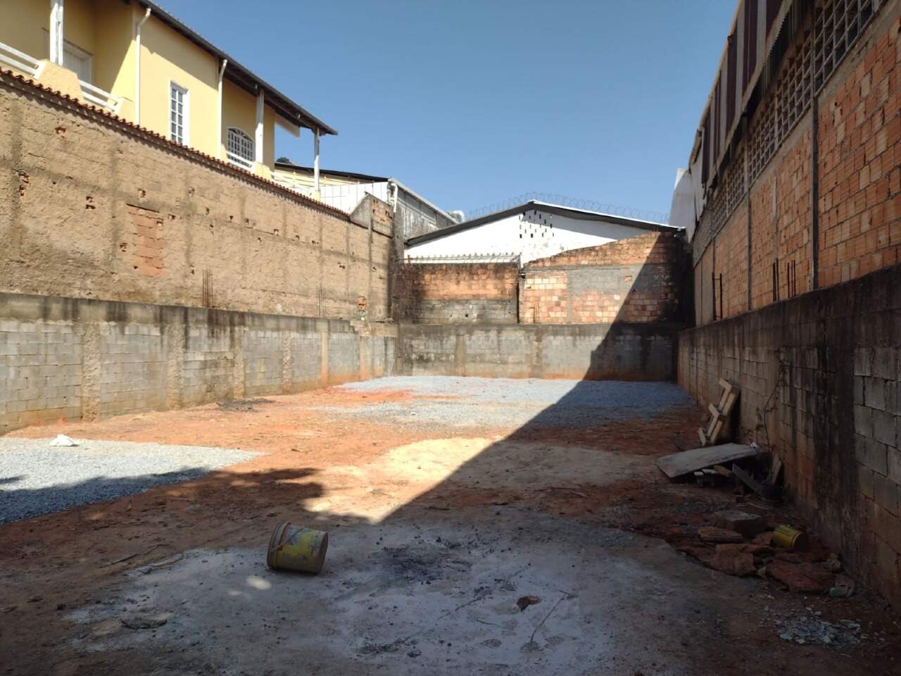 Lote para aluguel no Nova Cachoeirinha: 