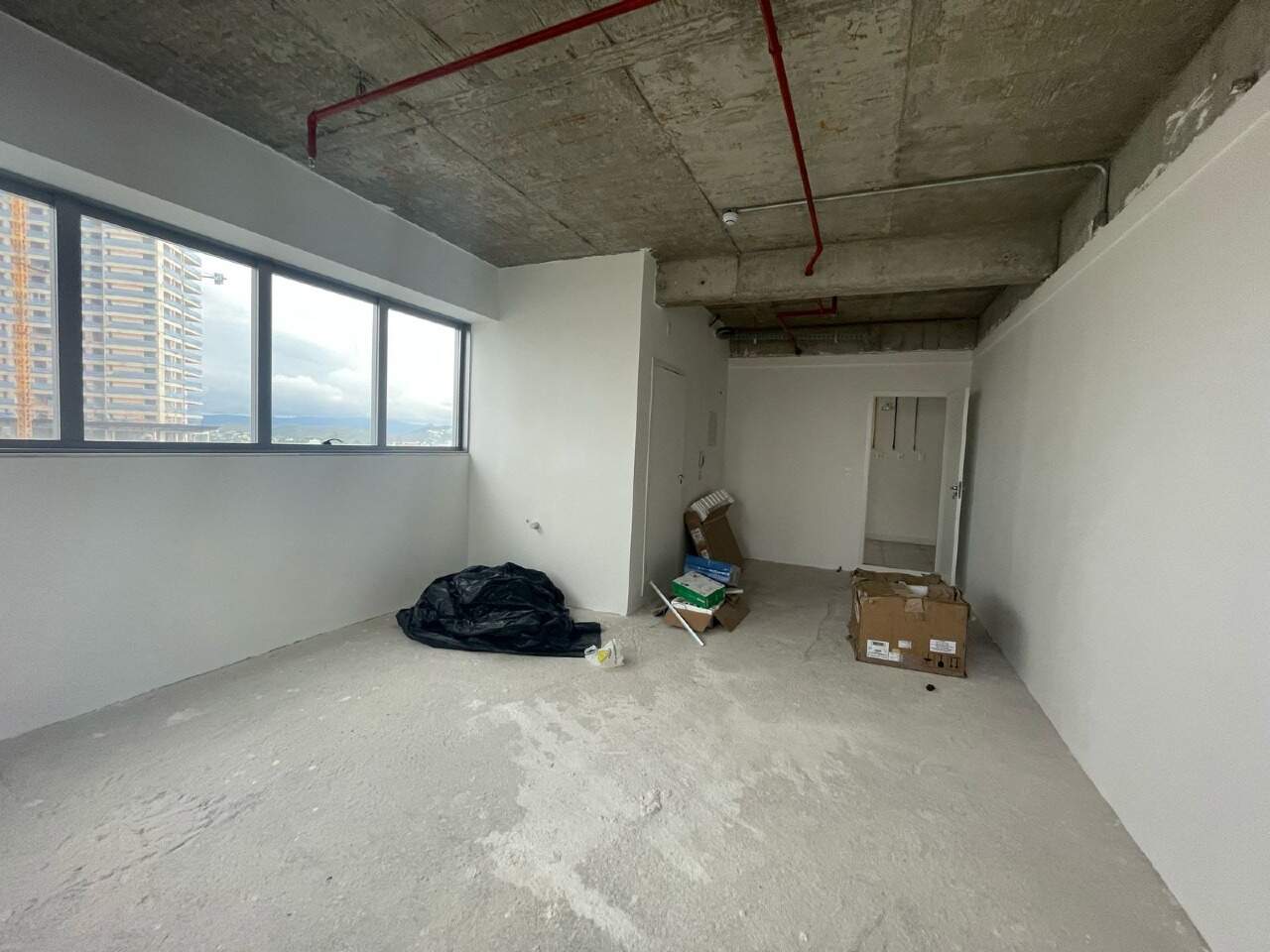 Sala para aluguel no Vila da Serra: 