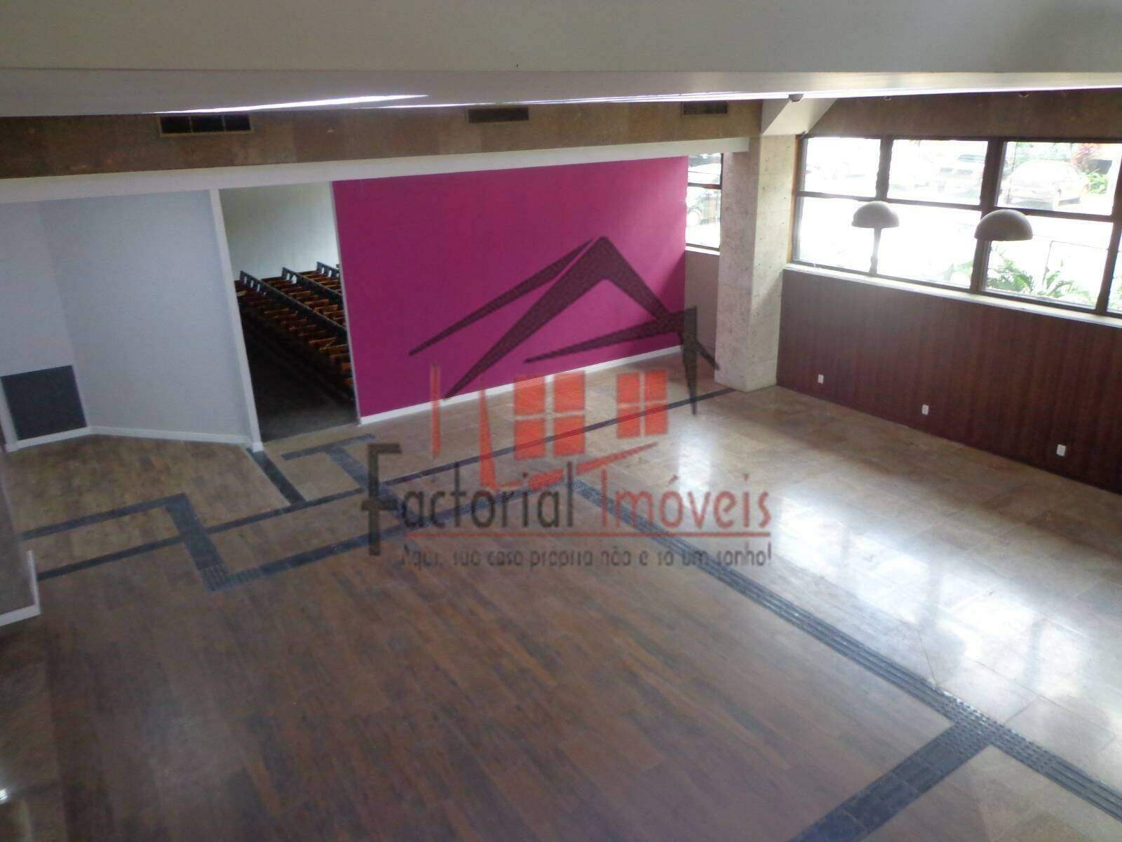 Prédio comercial para aluguel no Centro: 