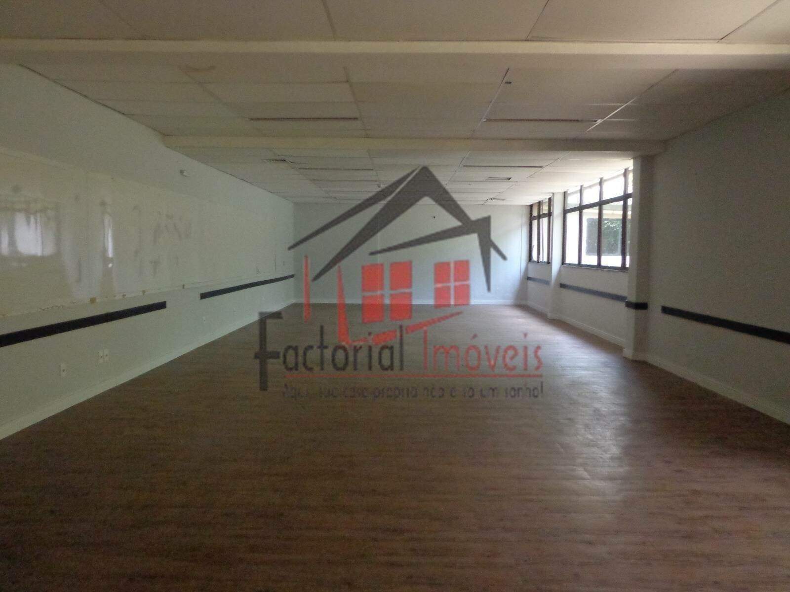 Prédio comercial para aluguel no Centro: 