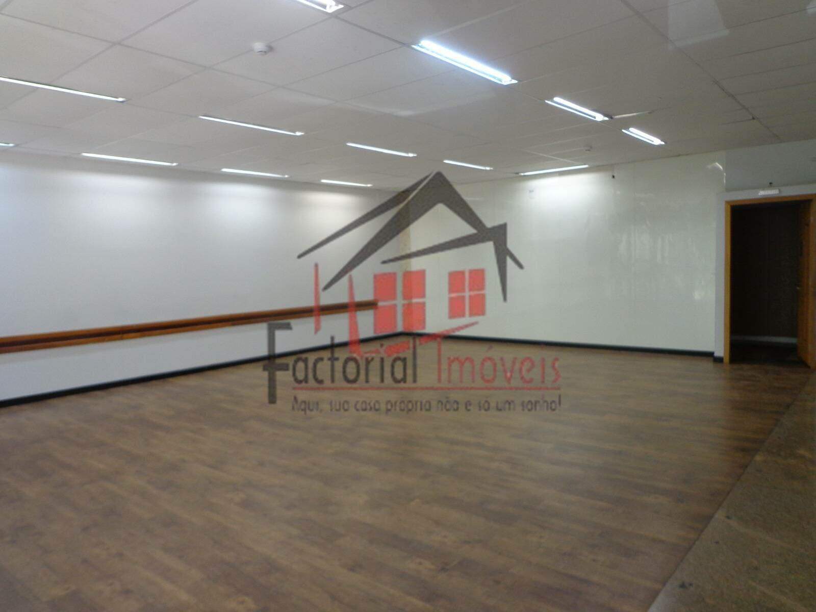 Prédio comercial para aluguel no Centro: 