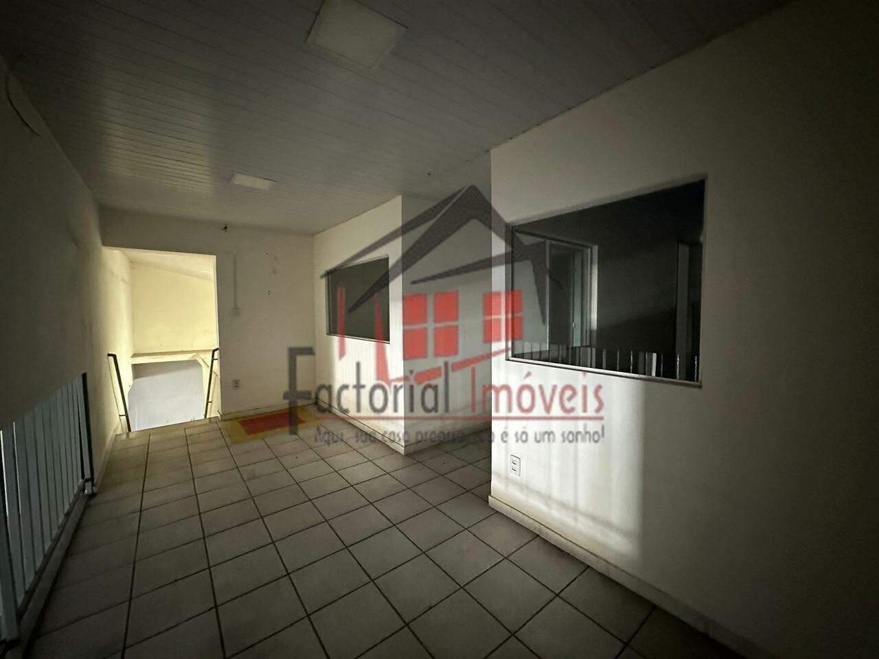 Loja para aluguel no Glória: 