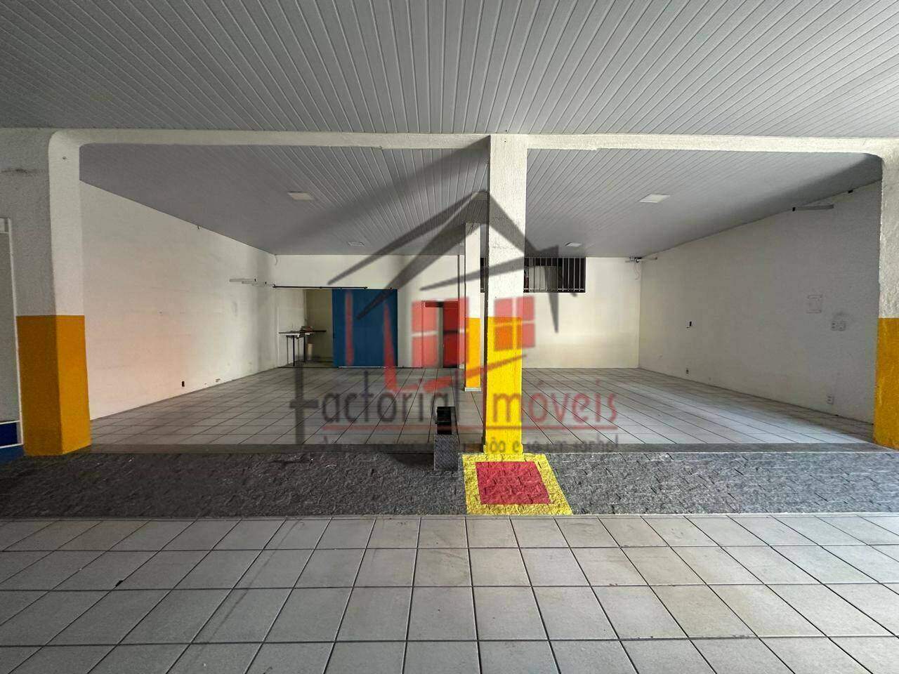 Loja para aluguel no Glória: 