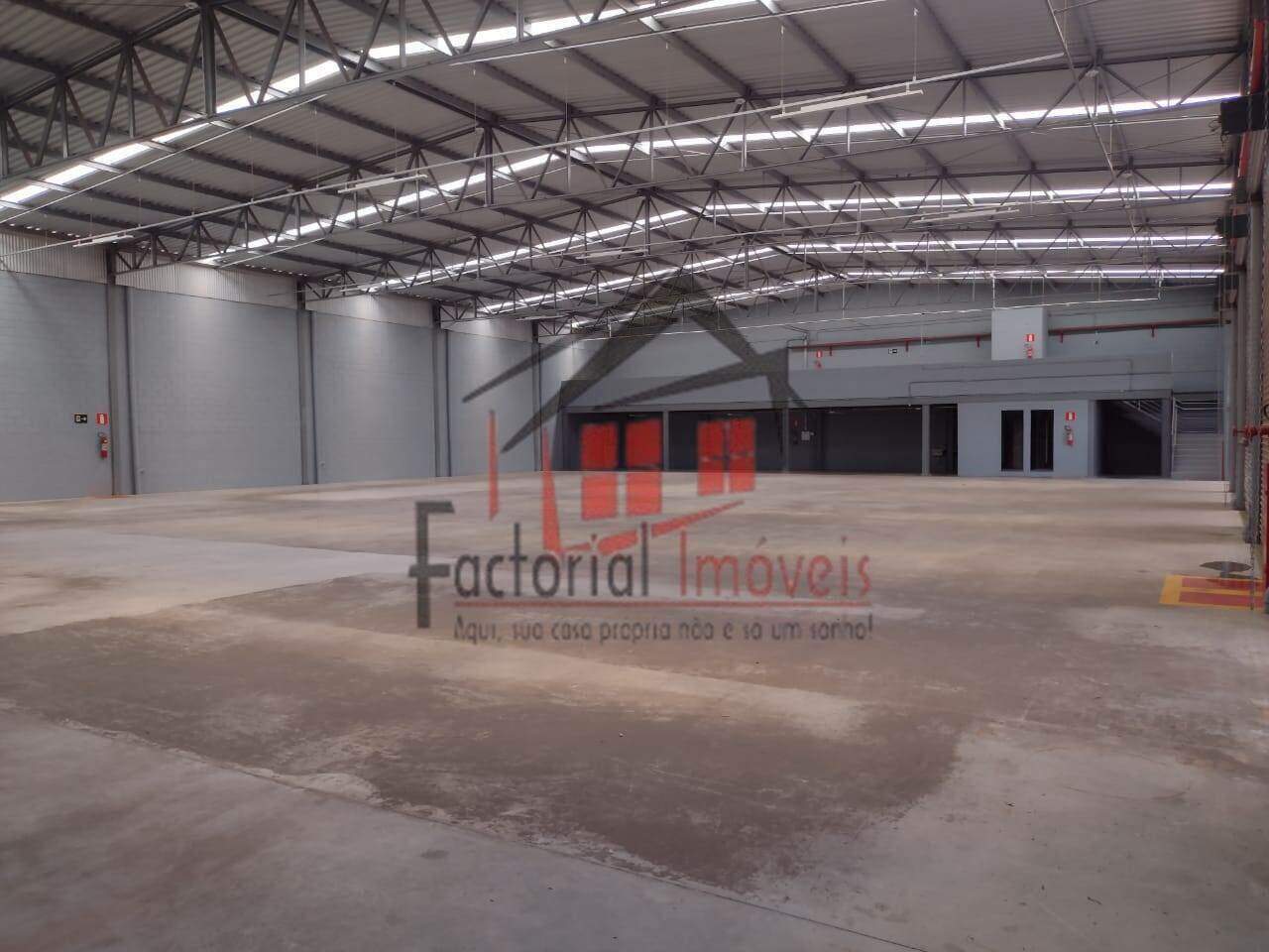 Galpão para aluguel no Cinco: 