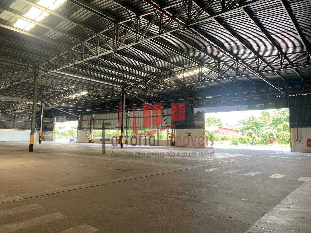 Galpão para aluguel no Universitário: 