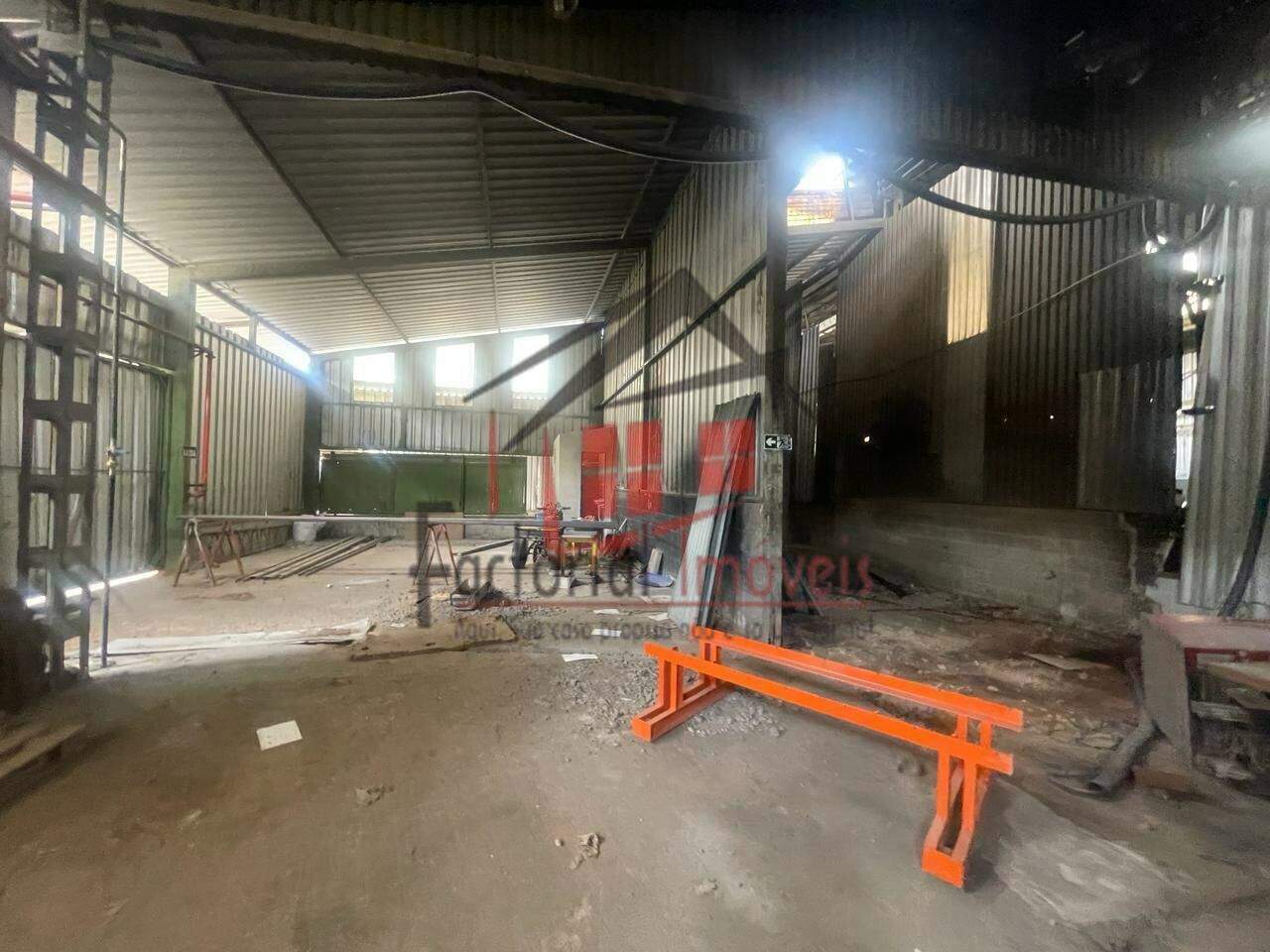 Galpão para aluguel no Distrito Industrial Simão da Cunha: 