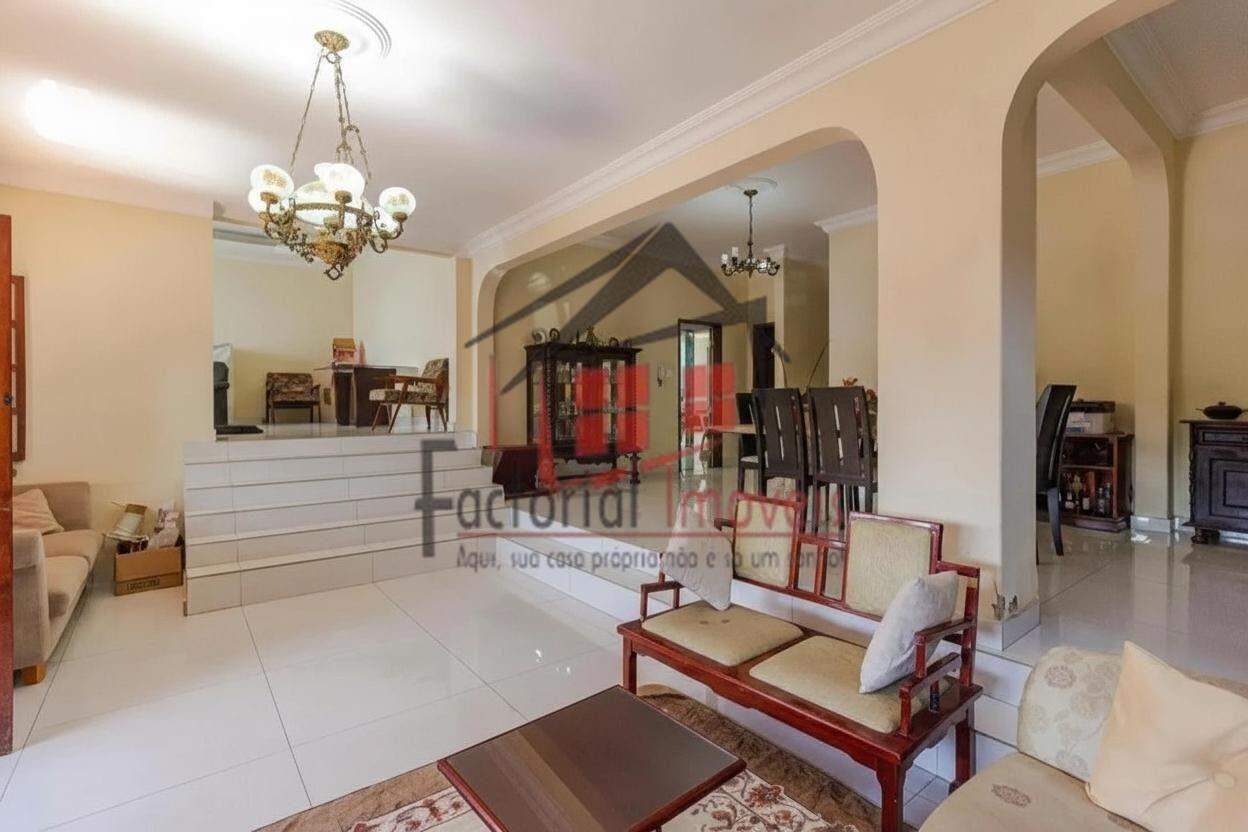 Casa à venda no Castelo: 