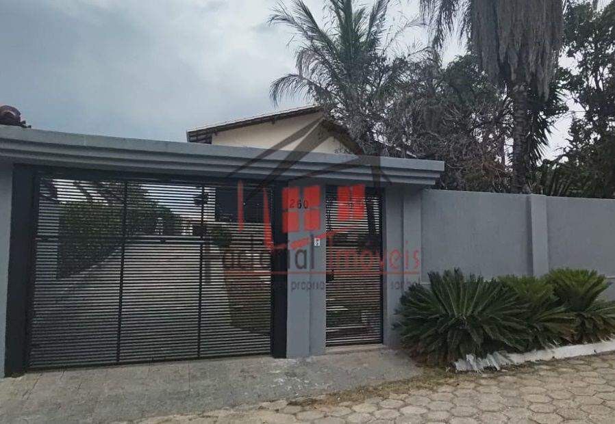 Casa à venda no Condomínio Vale do Ouro: 