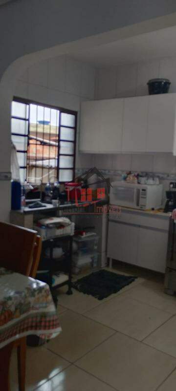 Casa à venda no Serrano: 