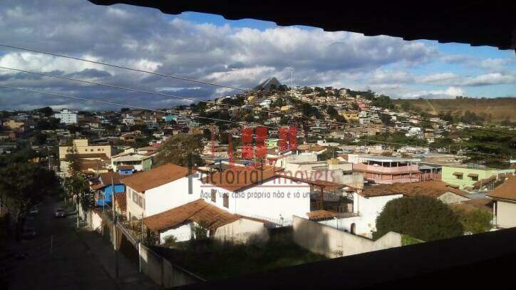 Casa à venda no Coqueiros: 