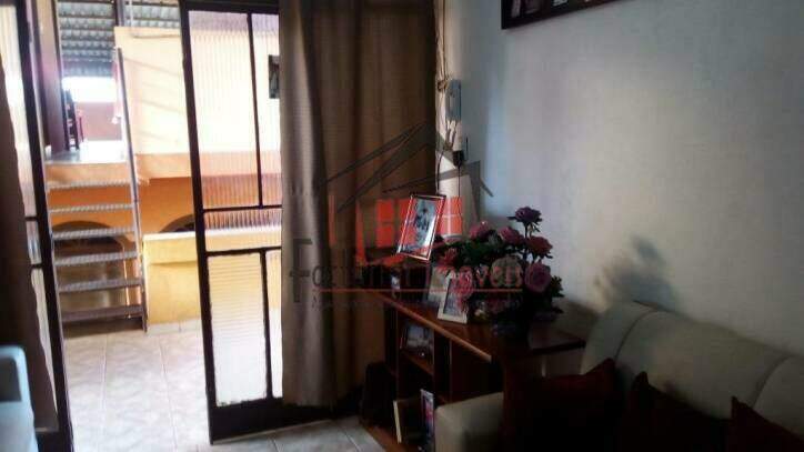 Casa à venda no Coqueiros: 